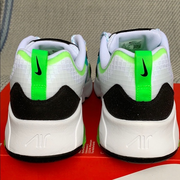 • NIKE AIR MAX 200 SE white/black-electric green M - Picture 13 of 16